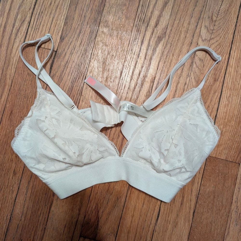 Victoria's Secret PINK Cream Floral Lace Wireless Bralette Small S
